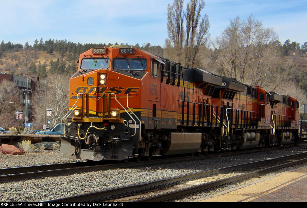 BNSF 6079, 3800, 7201